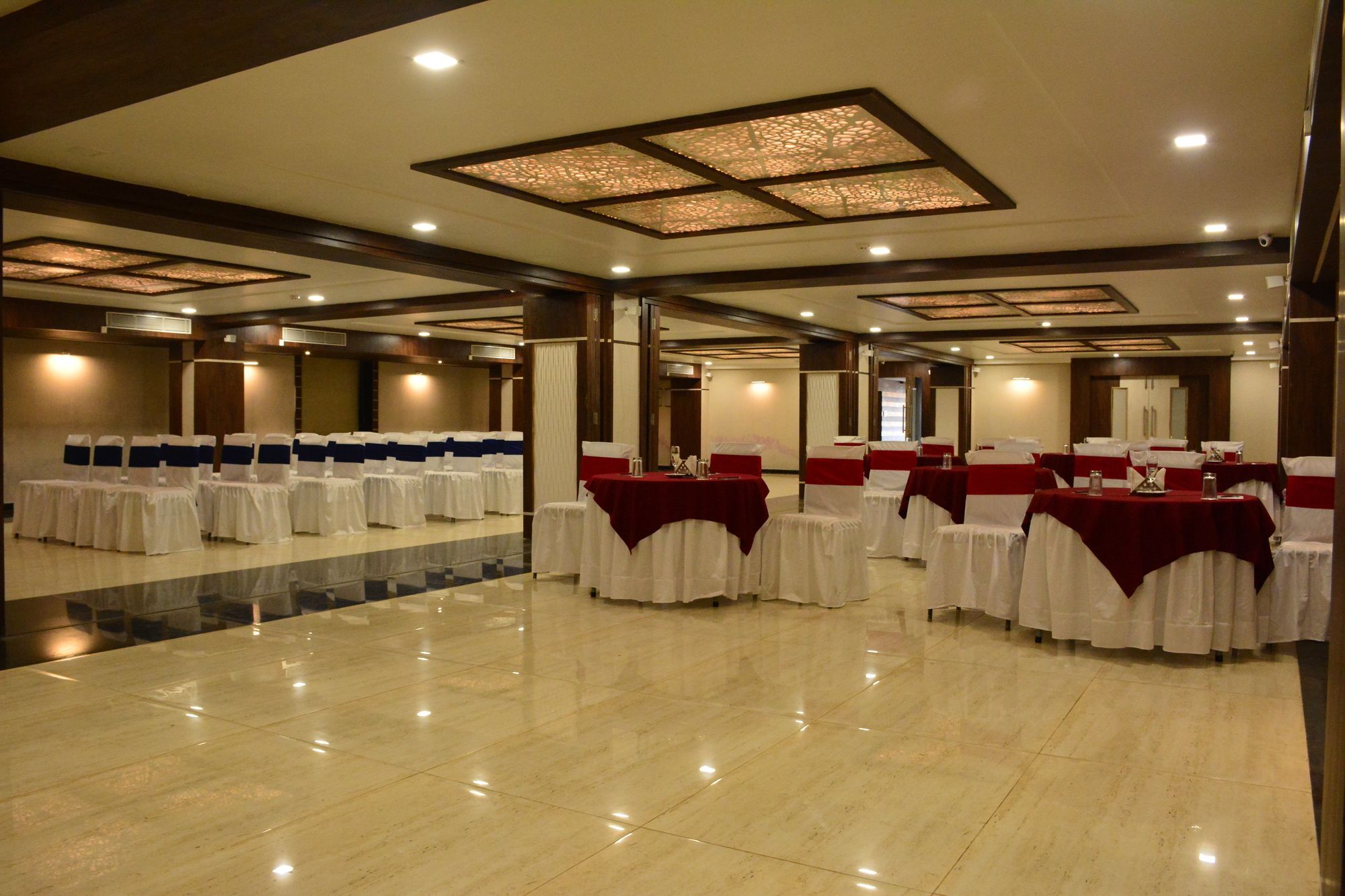 The Suncity Hotel Bhubaneswar Exterior photo